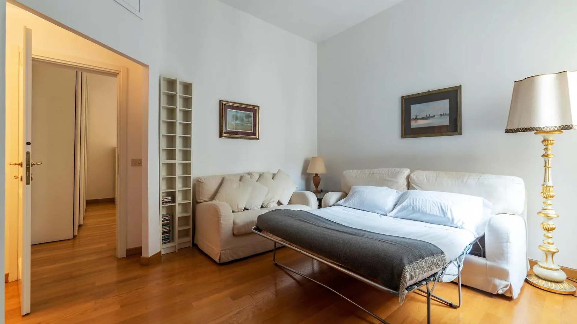 Accogliente E Colorato, A Pochi Passi Dal Colosseo - Fromhometorome Apartment